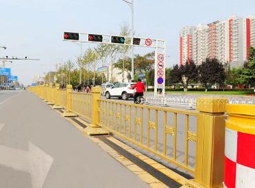道路護(hù)欄 道路護(hù)欄